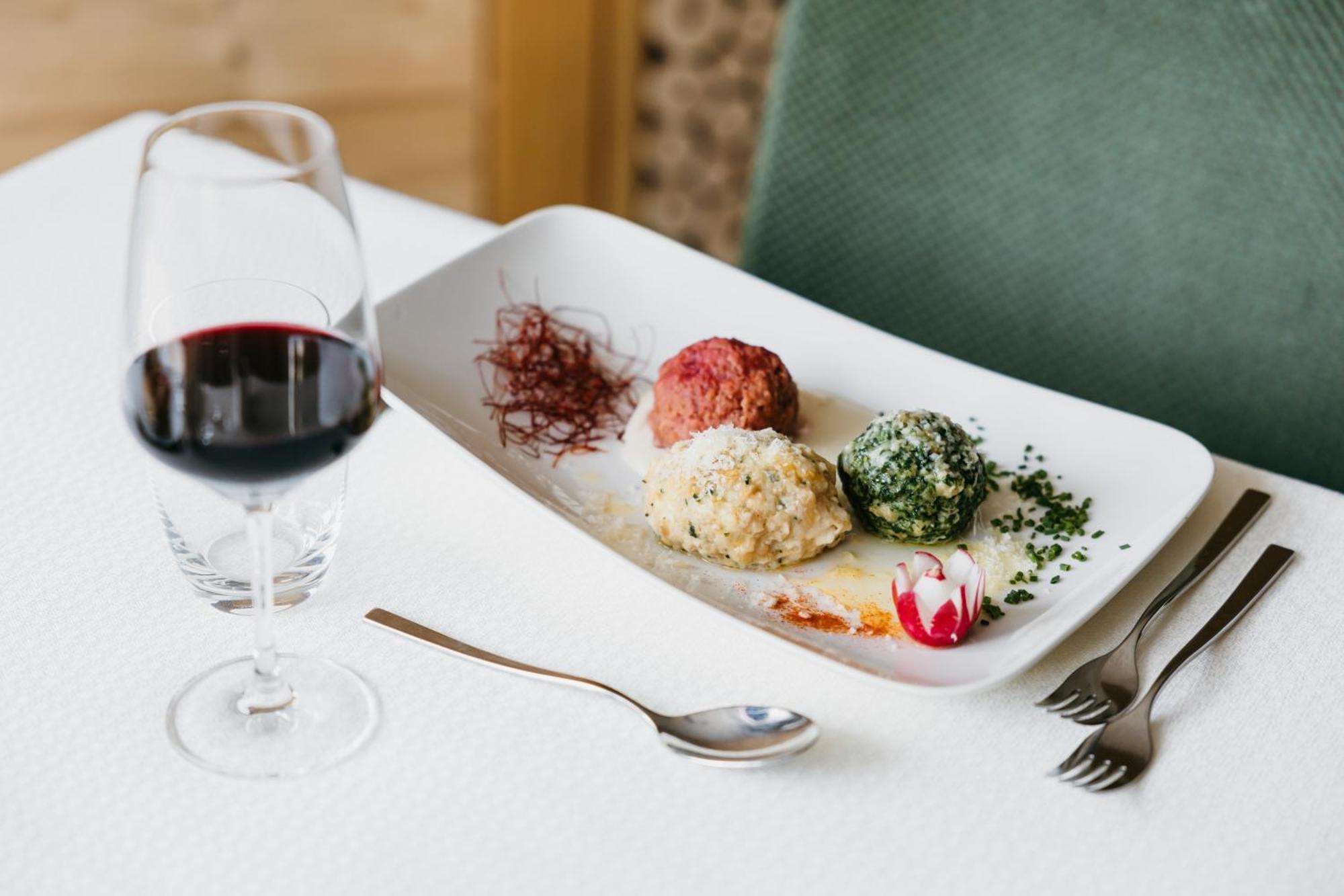 Hotel Miramonti 바디아 외부 사진